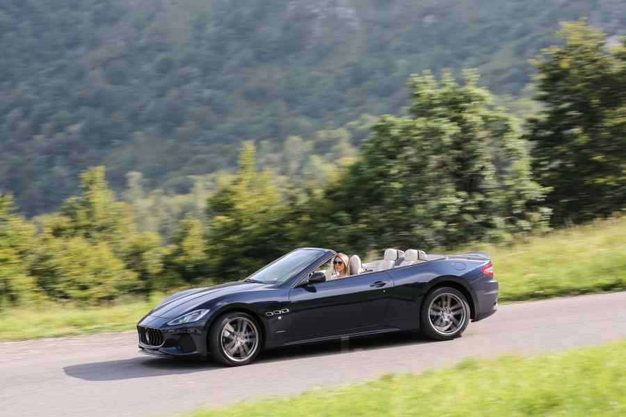  Maserati GranCabrio Sport 2017 года  (фото 38 из 45)